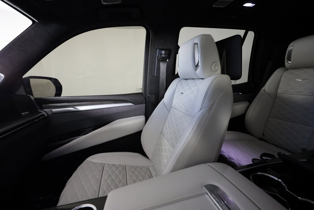 Used 2025 Cadillac Escalade V image 42
