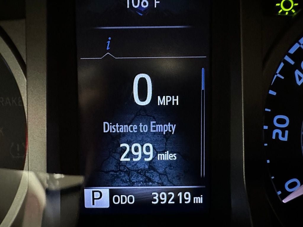 Used 2023 Toyota Tacoma SR5 w/ Technology Package AWD/4WD image 24