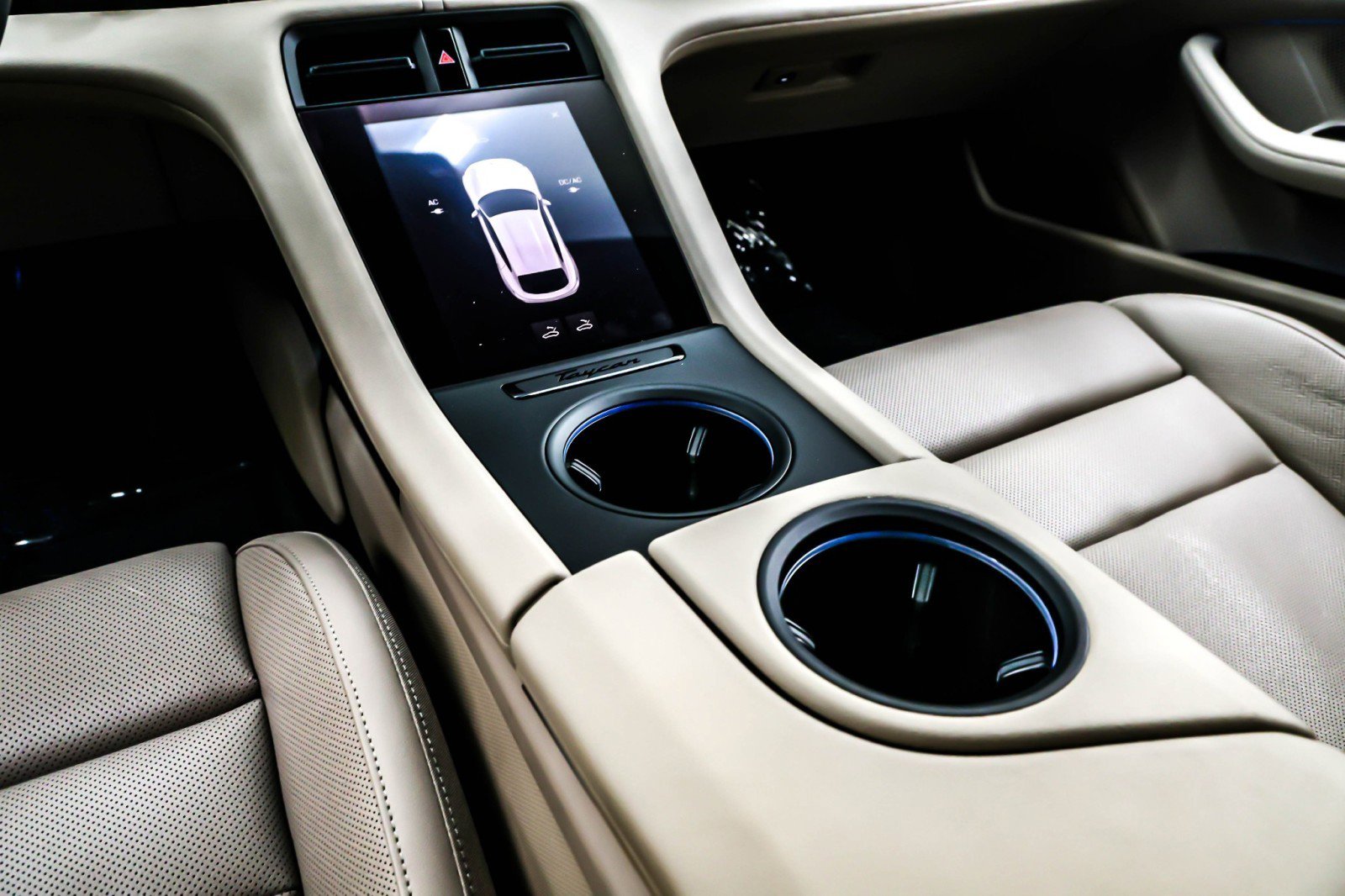 Used 2023 Porsche Taycan 4 Cross Turismo image 7