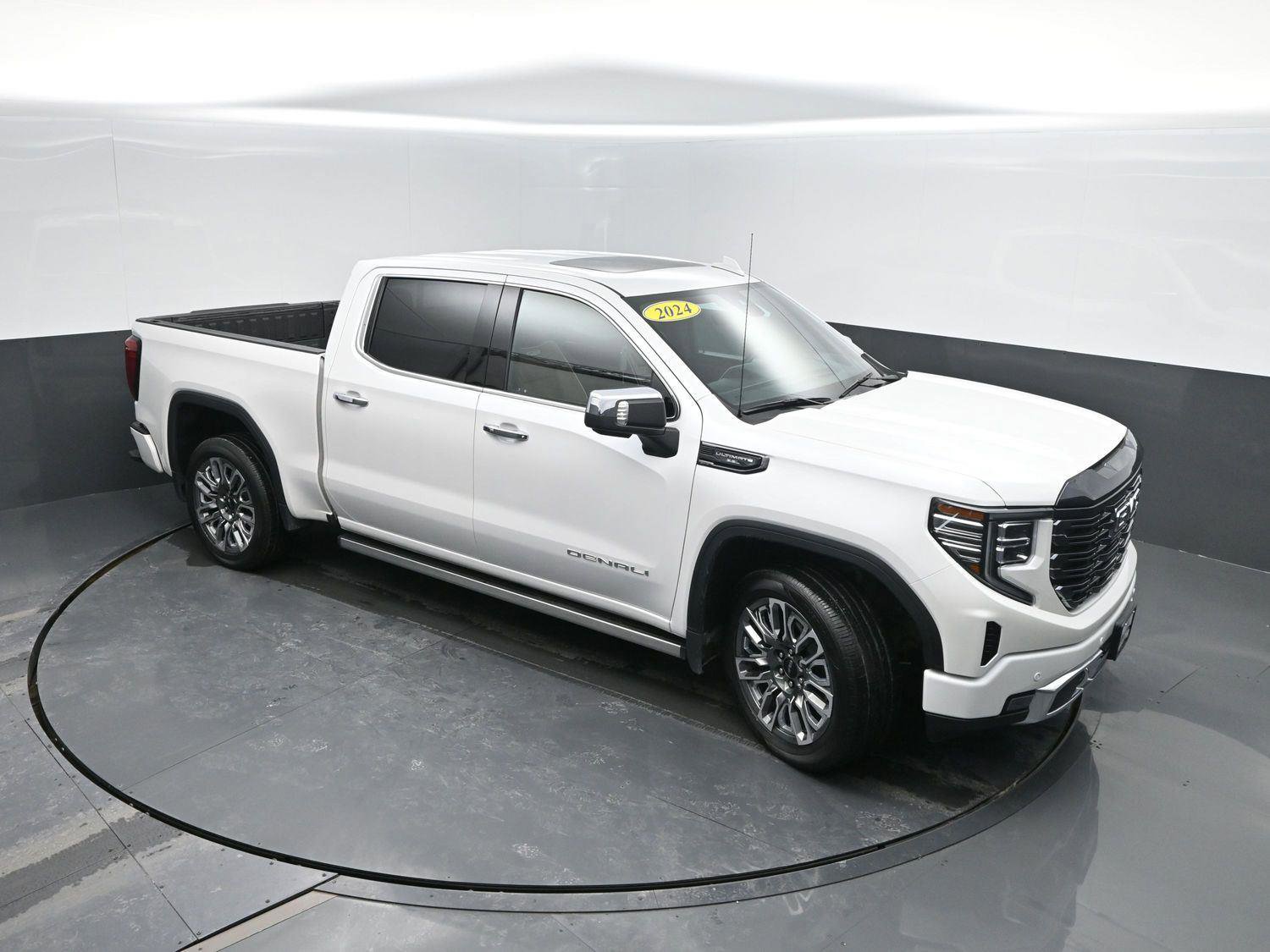 Used 2024 GMC Sierra 1500 Denali Ultimate image 44
