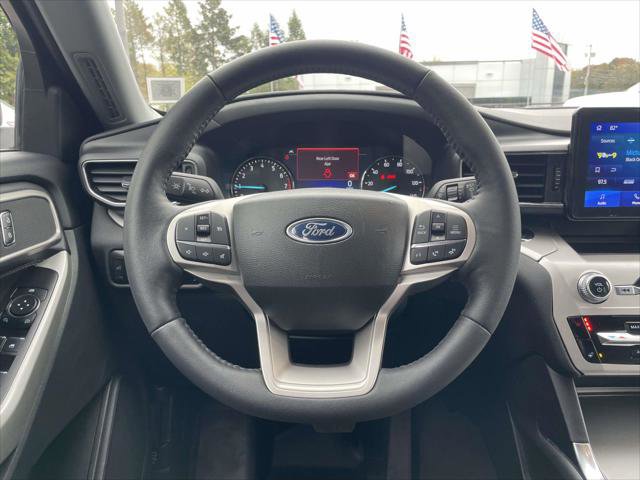 Used 2023 Ford Explorer XLT w/ Equipment Group 202A image 18