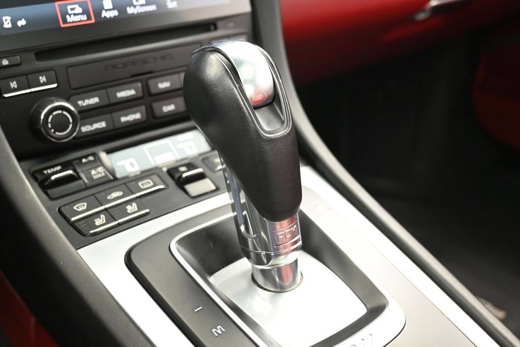 Certified 2019 Porsche 911 Carrera 4S AWD/4WD image 21