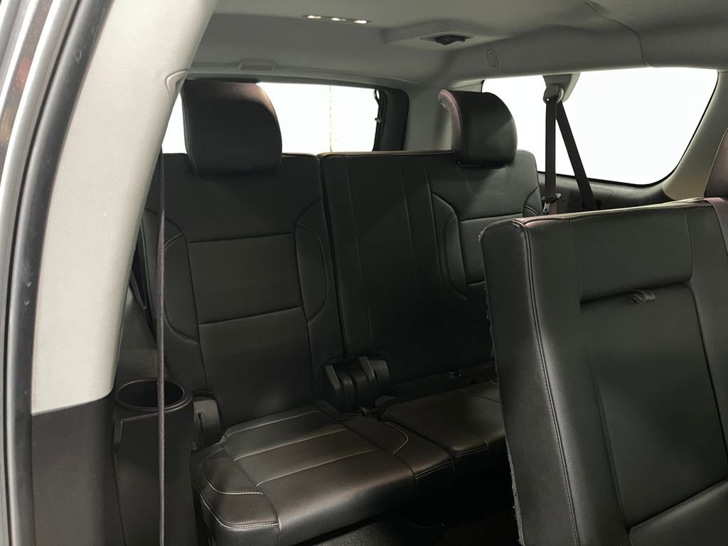 Used 2017 Chevrolet Suburban LT image 32