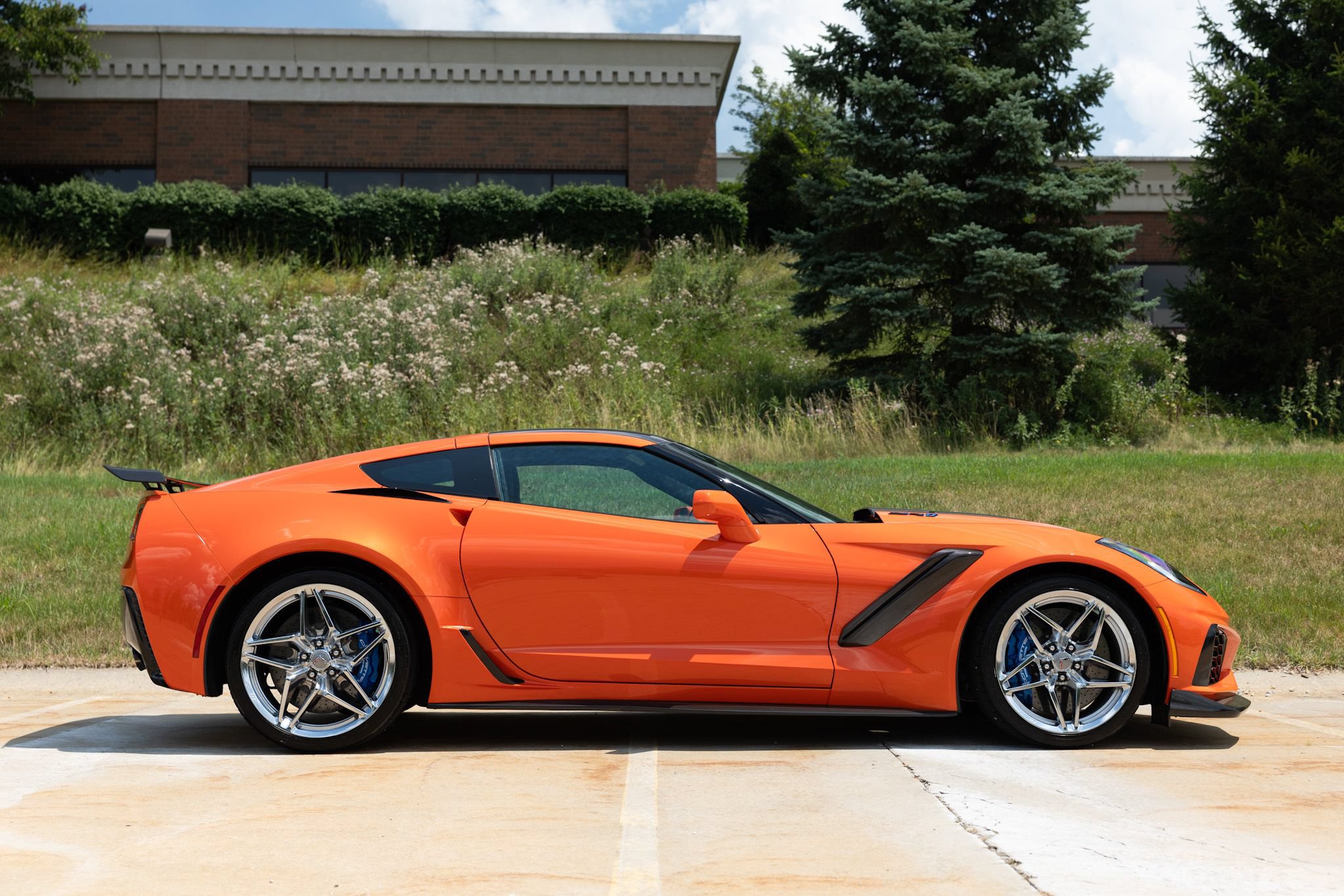Used 2019 Chevrolet Corvette ZR1 RWD image 4