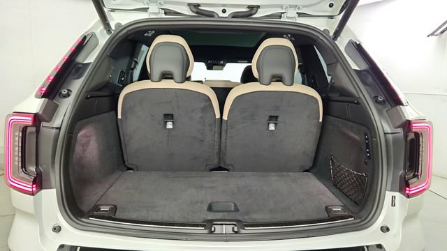 New 2026 Volvo EX90 Ultra AWD/4WD image 40
