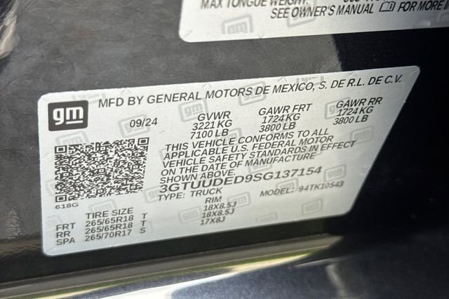 Used 2025 GMC Sierra 1500 SLT image 53