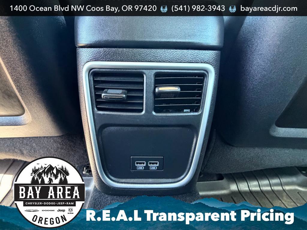 Used 2022 Chrysler 300 Touring L RWD image 21