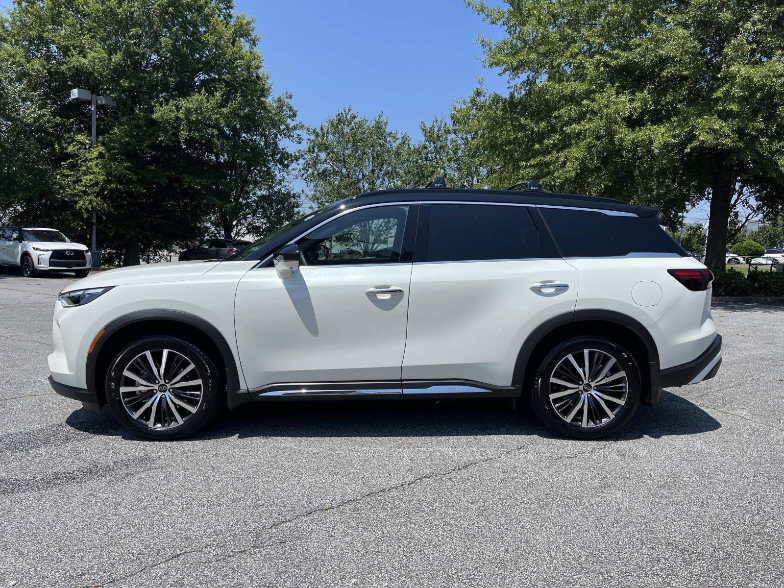 Certified 2025 INFINITI QX60 Autograph w/ Cargo Package image 2