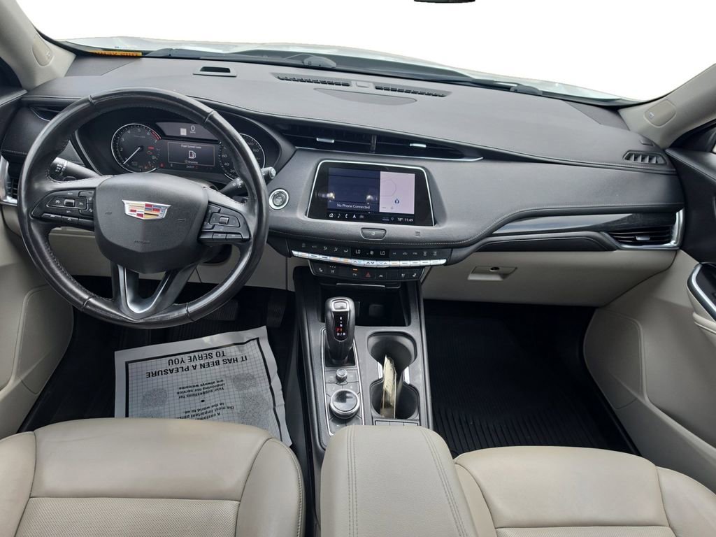 Used 2019 Cadillac XT4 Premium Luxury FWD image 10