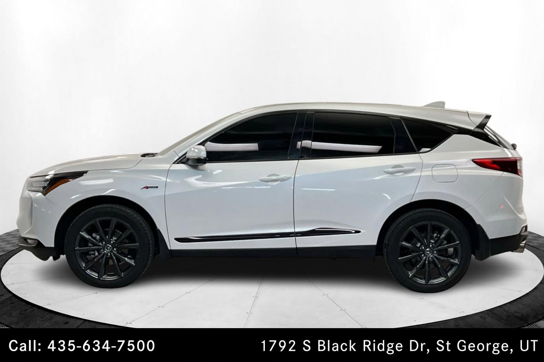 Used 2025 Acura RDX A-Spec image 2