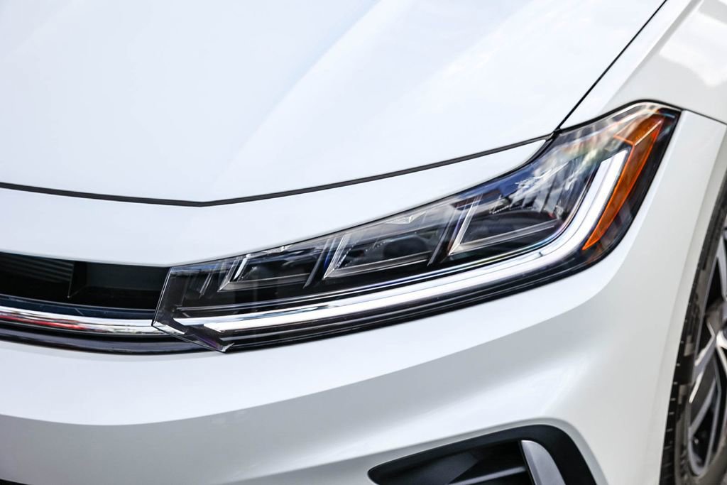 New 2026 Volkswagen Jetta SE image 17