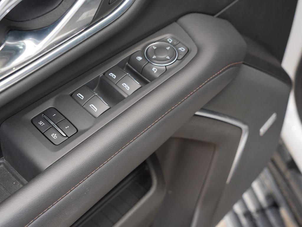 Used 2021 Chevrolet Tahoe High Country AWD/4WD image 17