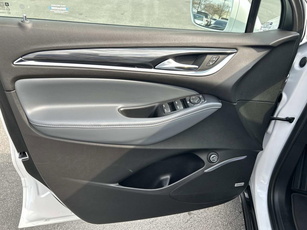 Used 2020 Buick Enclave Essence w/ Sport Touring Edition image 24