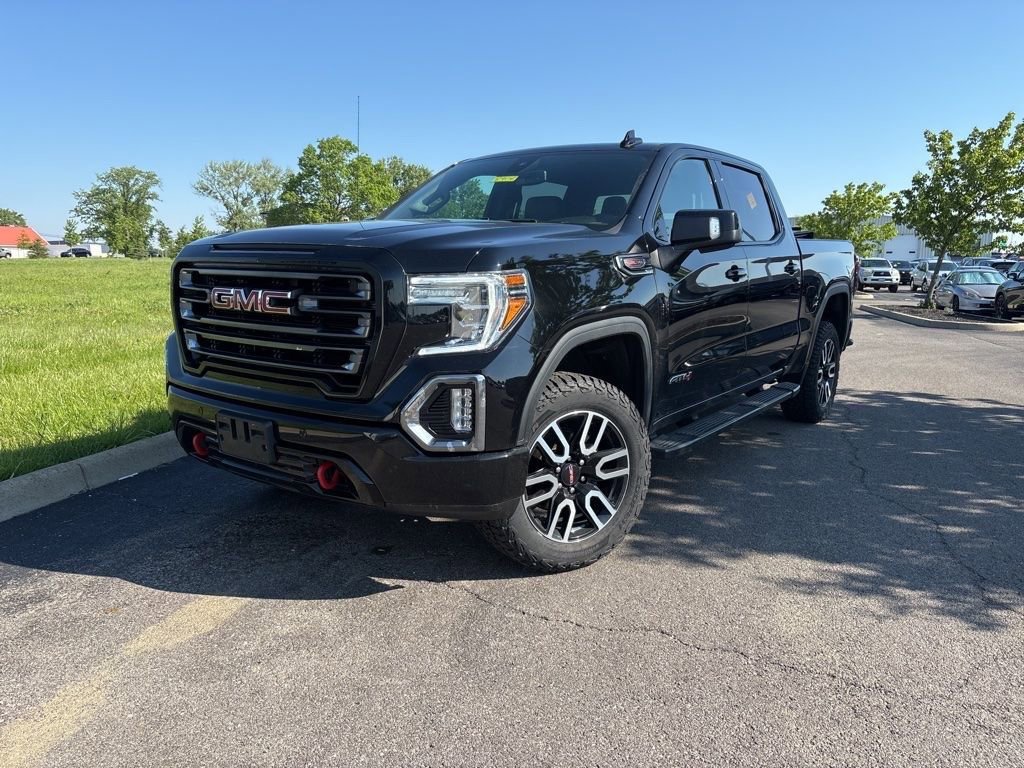 Used 2022 GMC Sierra 1500 AT4 w/ AT4 Preferred Package AWD/4WD image 1