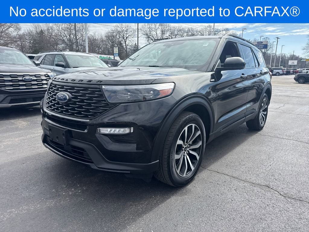 Used 2022 Ford Explorer ST-Line w/ Class IV Trailer Tow Package image 2