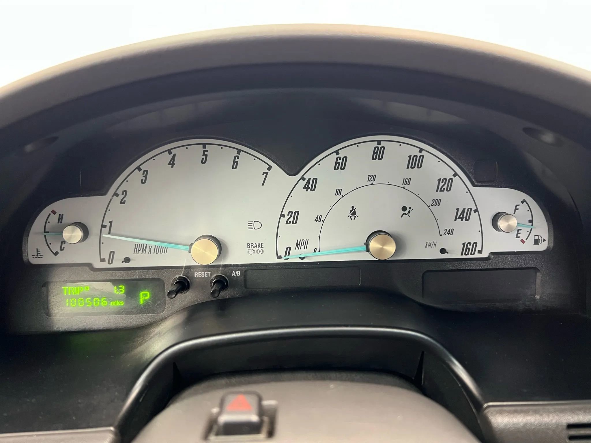 Used 2002 Ford Thunderbird Convertible 2D image 16