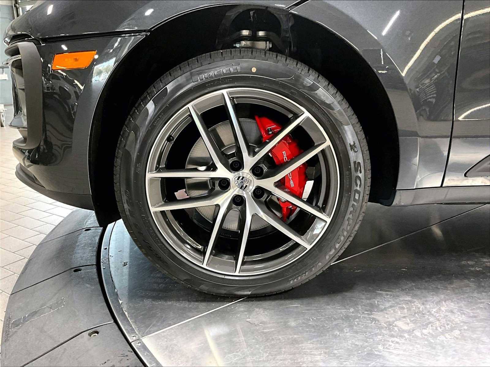 Used 2026 Porsche Macan S image 14