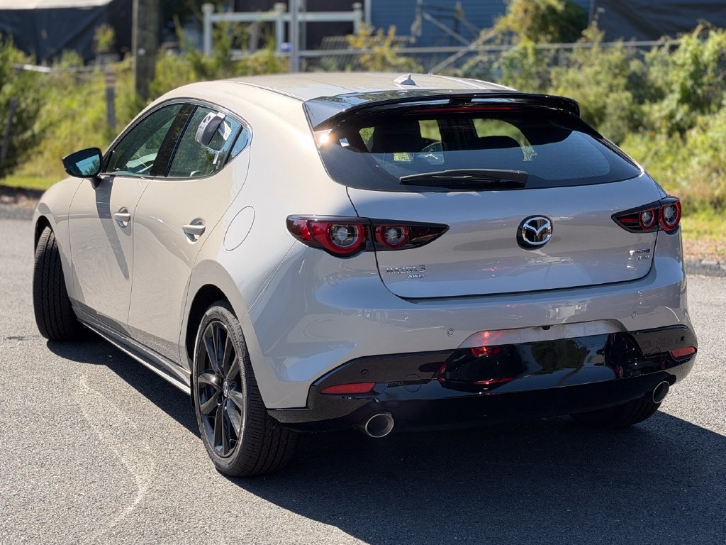 New 2026 MAZDA MAZDA3 Hatchback w/Premium Plus Pkg AWD/4WD image 3