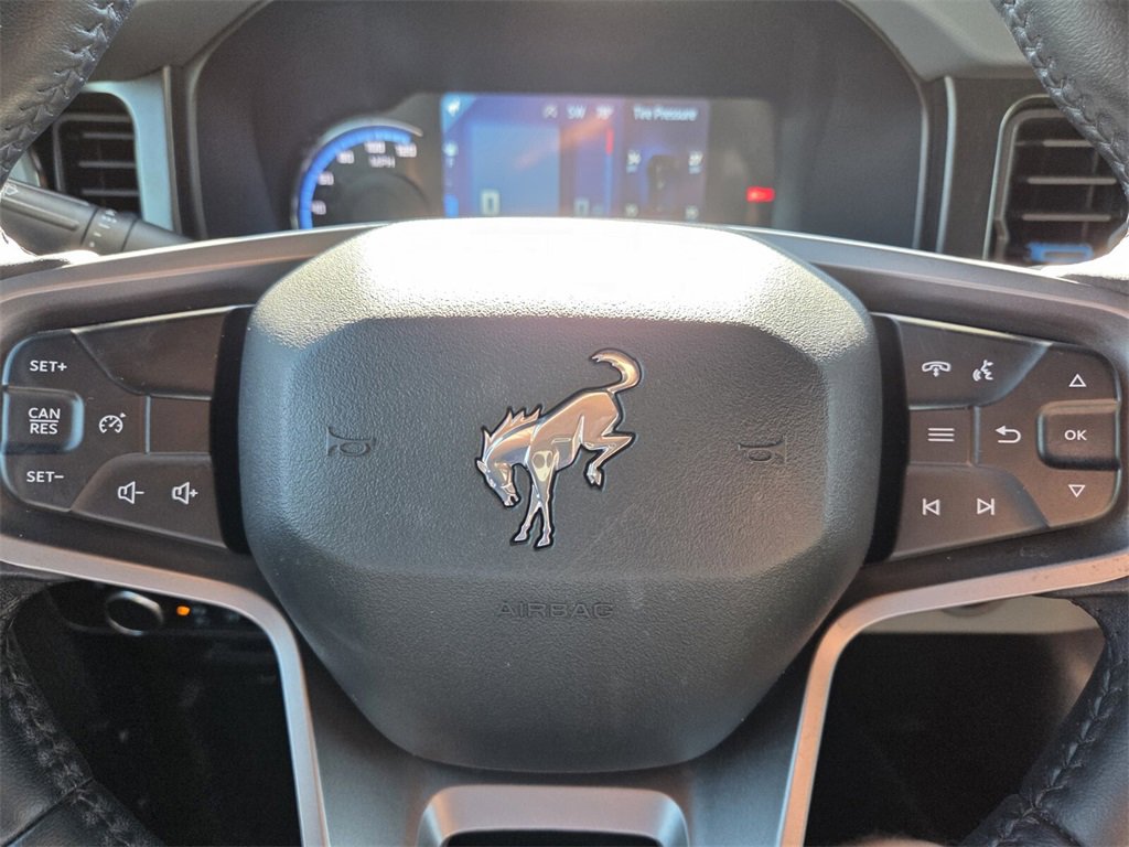 Used 2021 Ford Bronco Black Diamond image 31