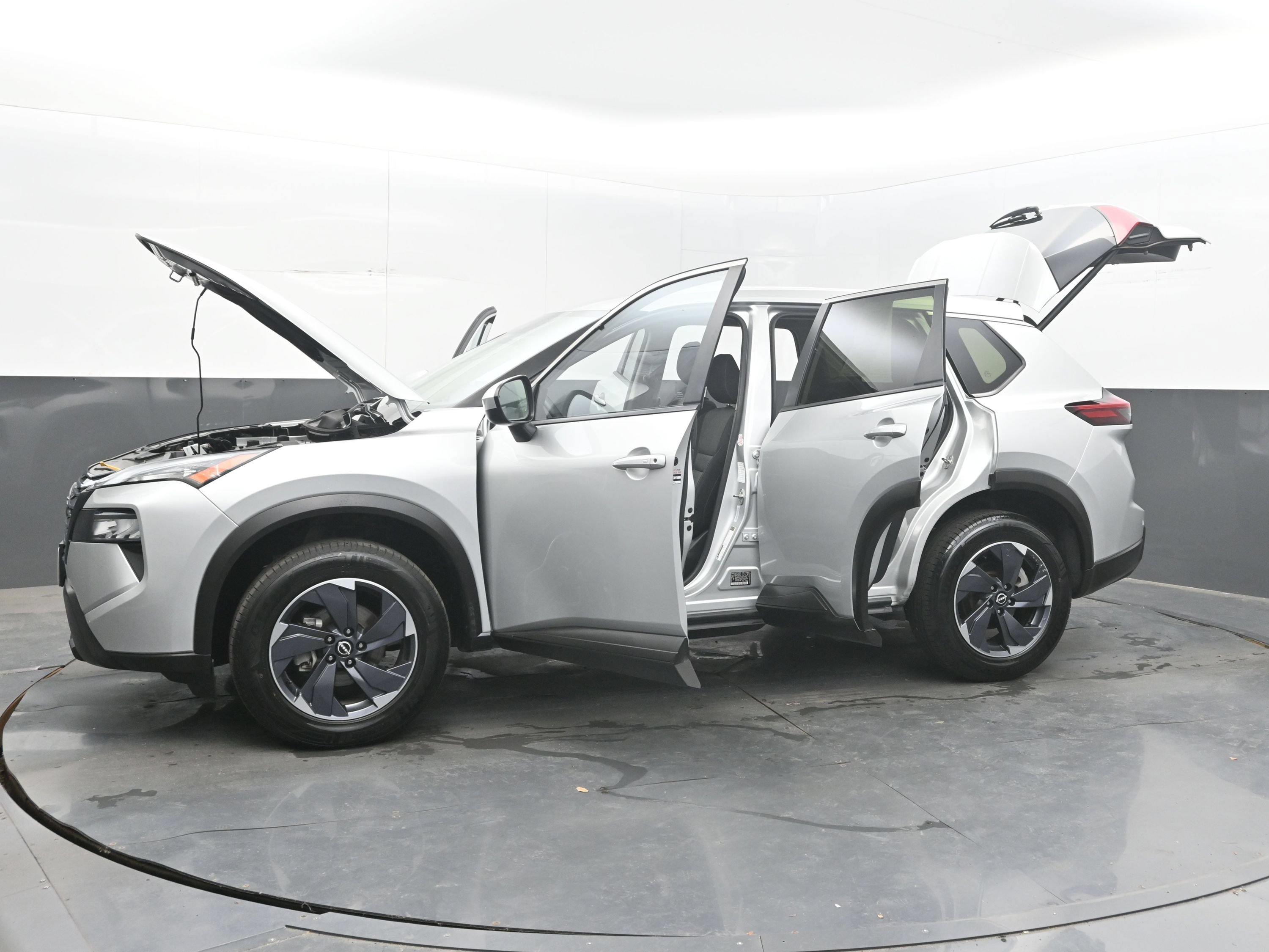 Certified 2024 Nissan Rogue SV AWD/4WD image 41