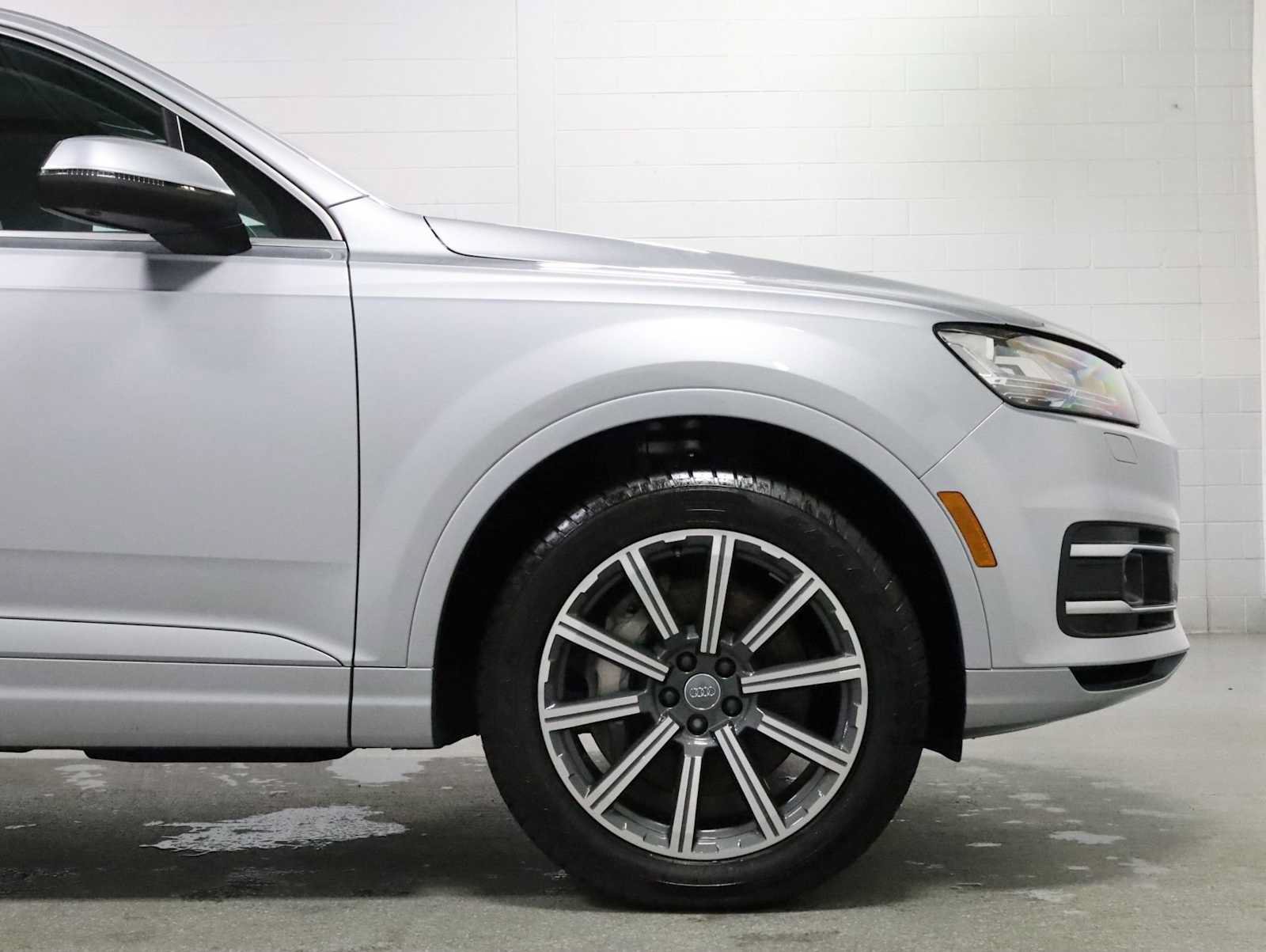 Used 2017 Audi Q7 3.0T Premium Plus AWD/4WD image 11