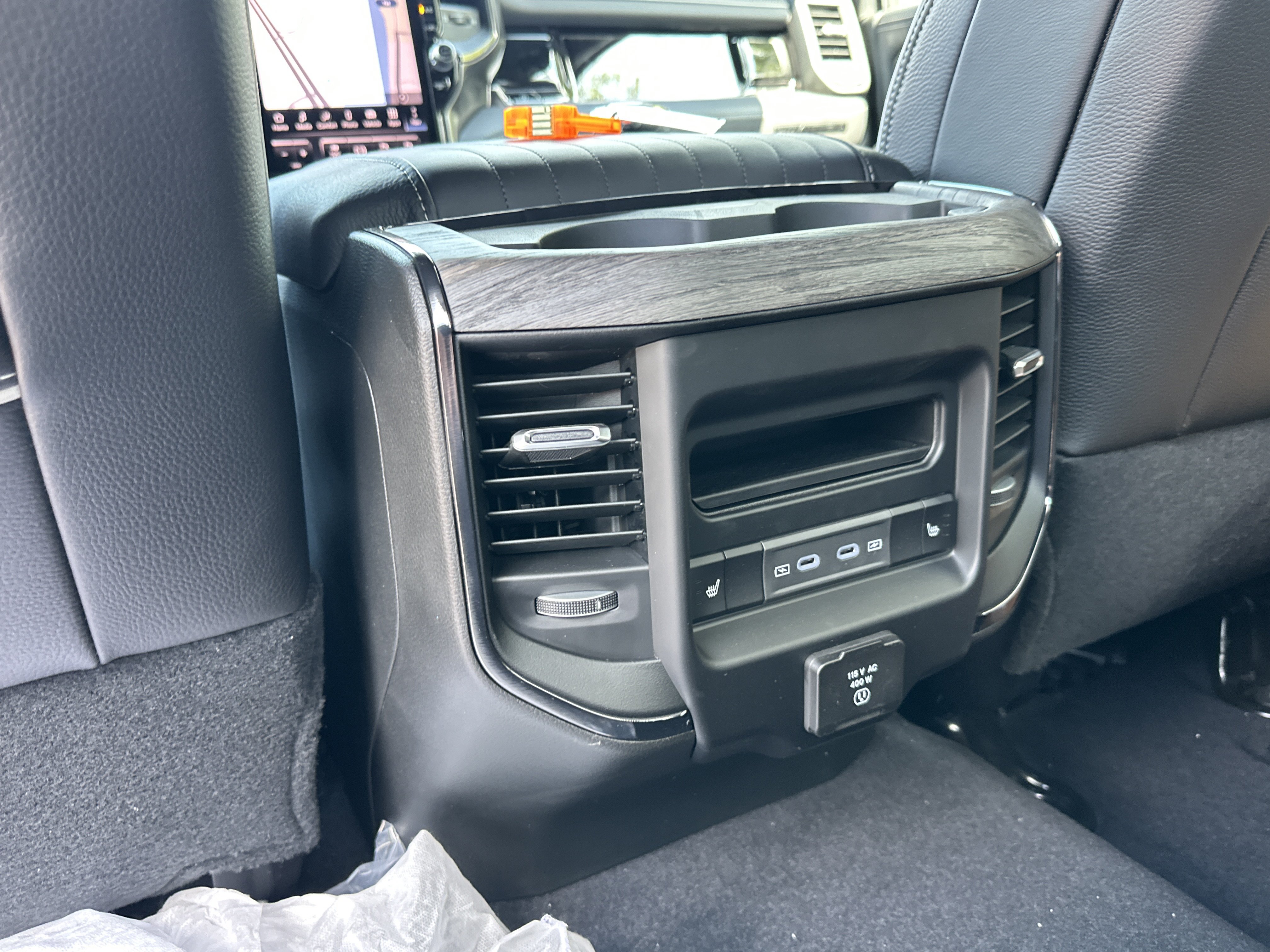 New 2027 RAM 2500 Limited AWD/4WD image 32