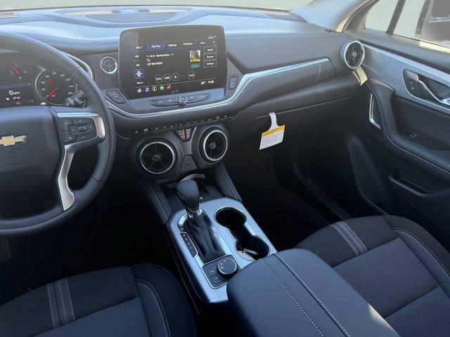 New 2026 Chevrolet Blazer LT w/ Convenience Package FWD image 20