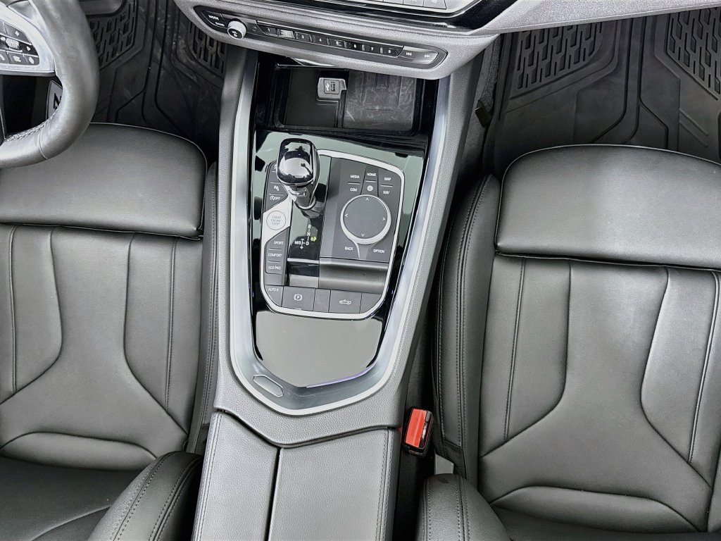 Used 2025 BMW Z4 sDrive30i RWD image 16
