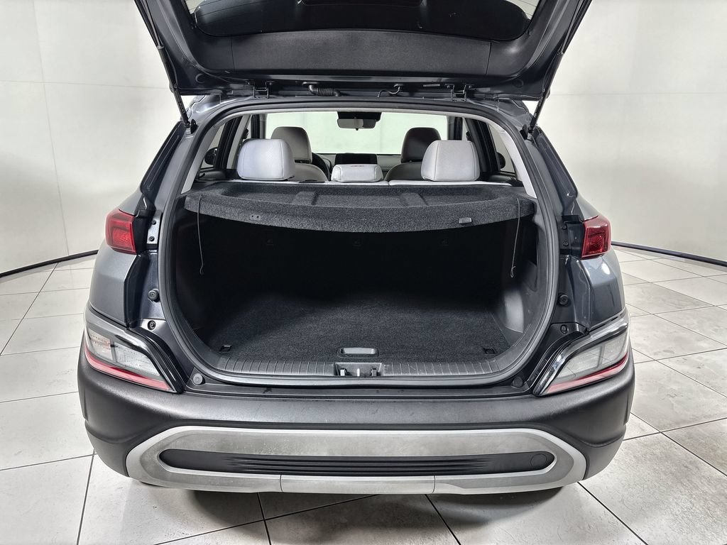 Used 2022 Hyundai Kona SE FWD image 19