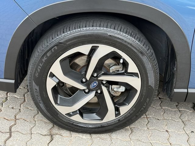 Certified 2023 Subaru Forester Touring AWD/4WD image 11