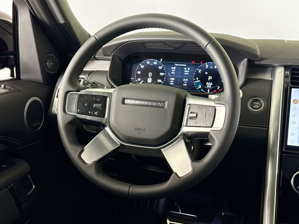 Used 2025 Land Rover Discovery Dynamic SE AWD/4WD image 20
