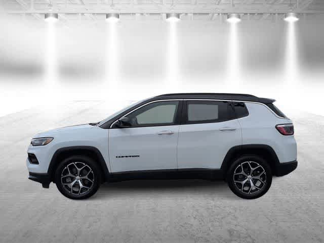 Used 2024 Jeep Compass Limited AWD/4WD image 5