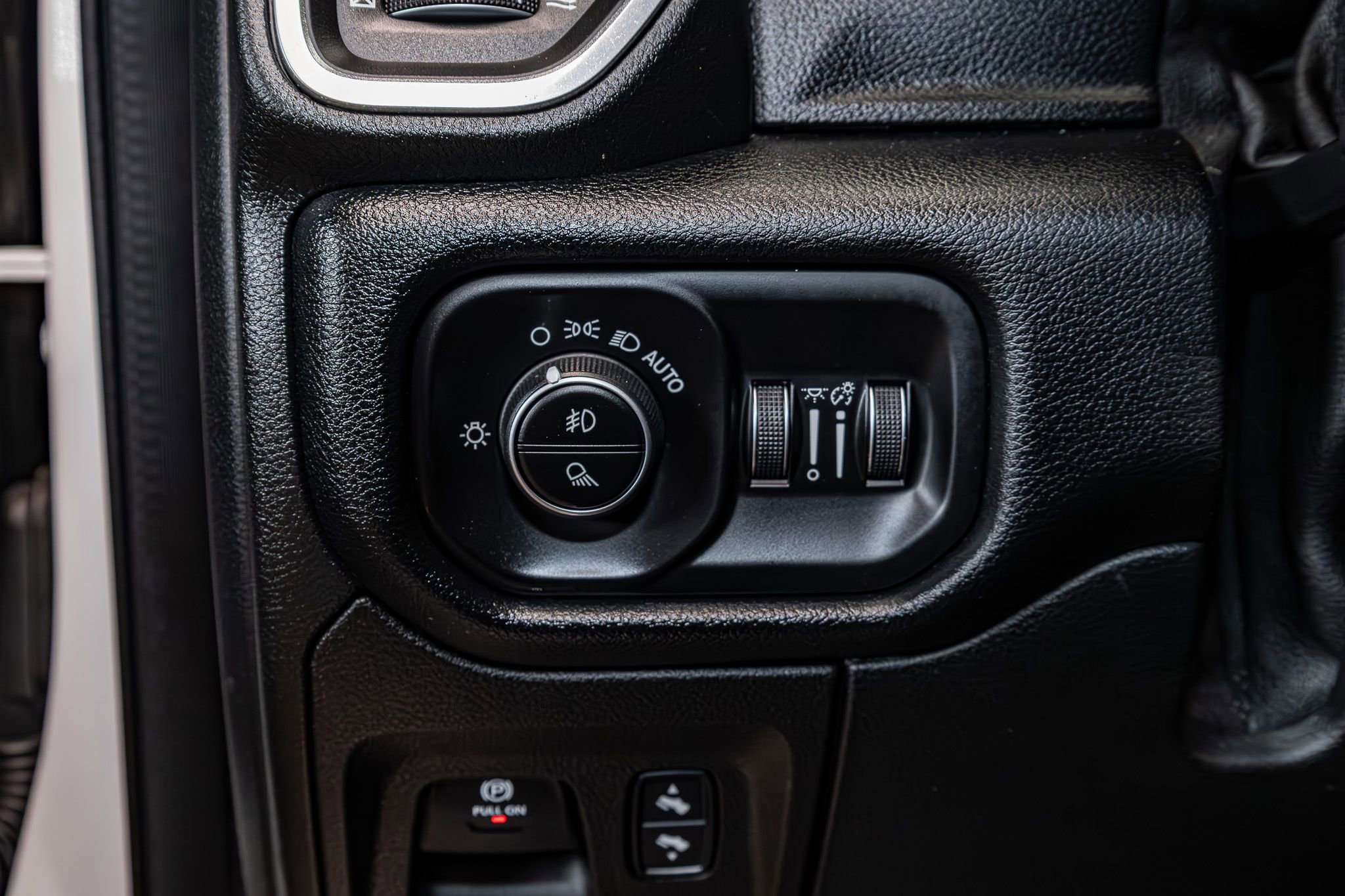 Used 2021 RAM 1500 Laramie image 17