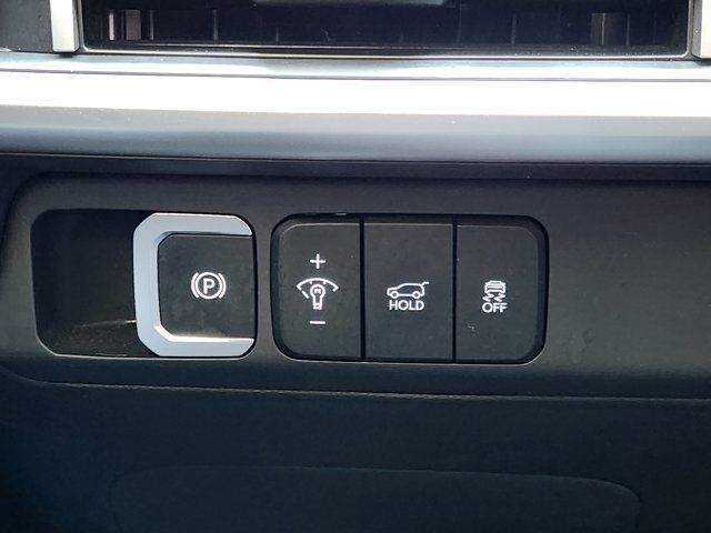 Used 2024 Hyundai Santa Fe SEL image 24