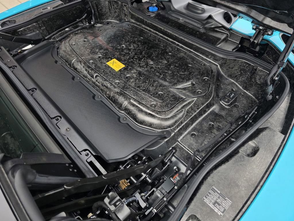 Used 2025 McLaren Artura Spider image 61