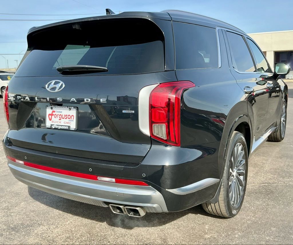 Used 2024 Hyundai Palisade Calligraphy image 19