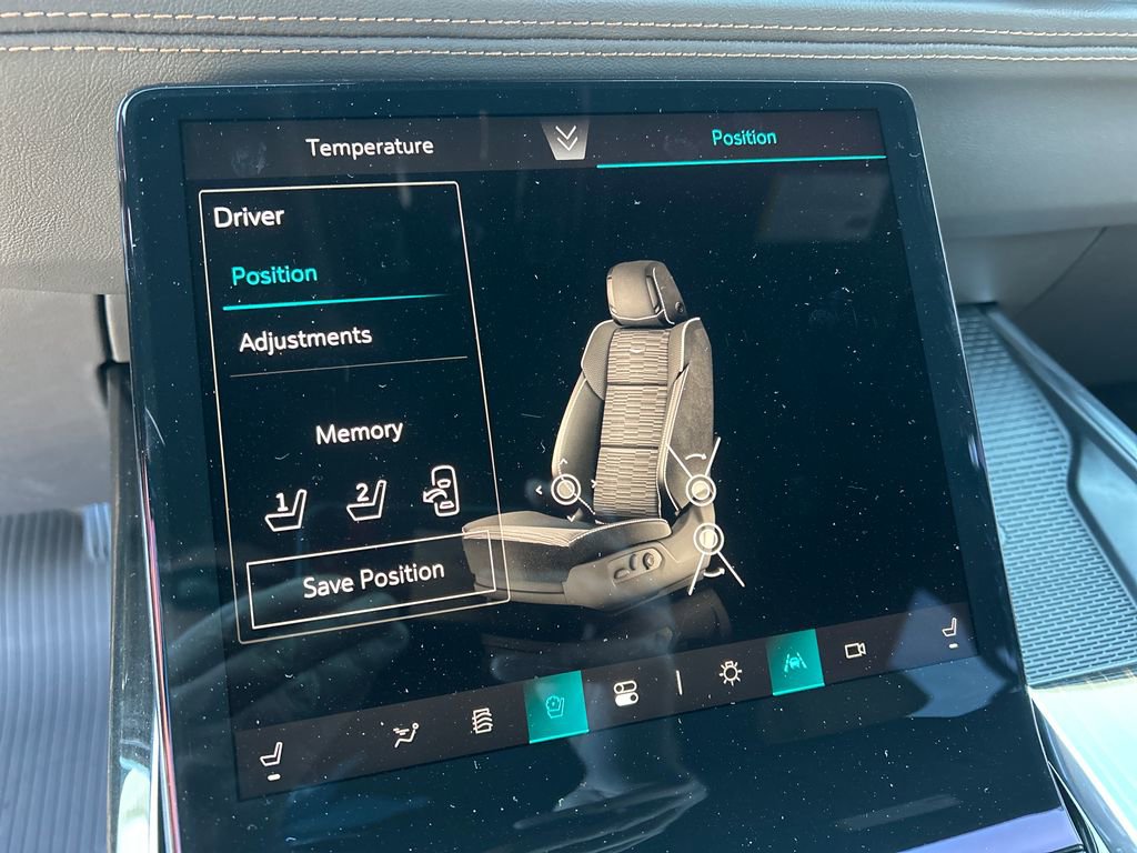 New 2026 Cadillac Escalade ESV Luxury image 24