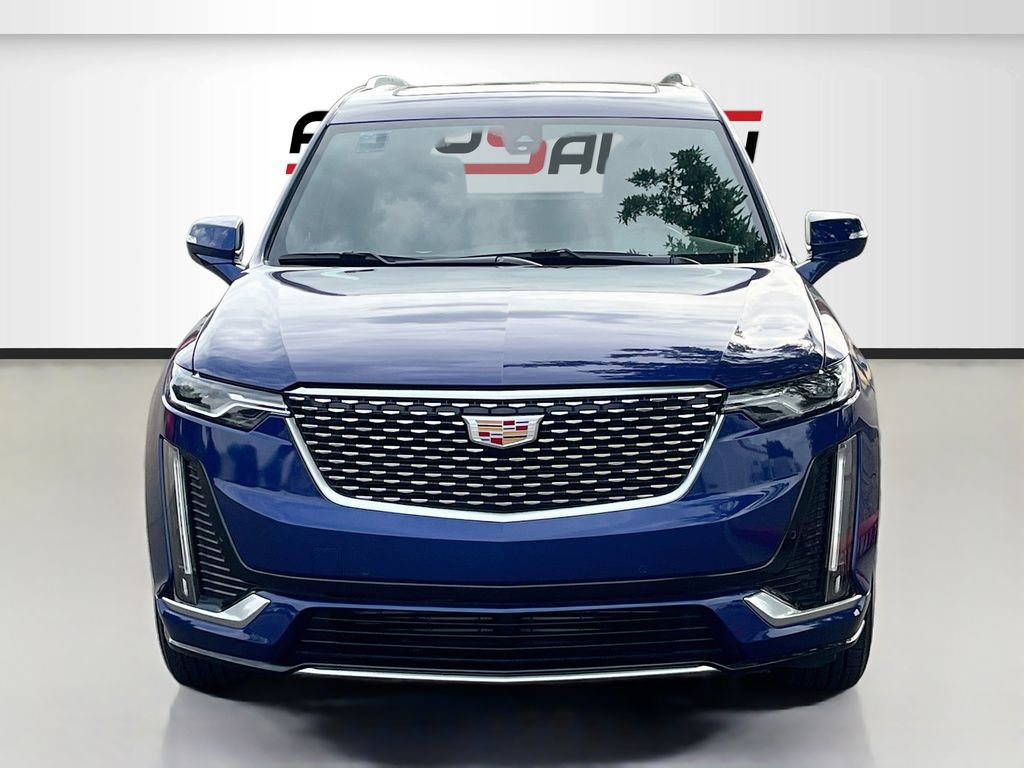 Used 2025 Cadillac XT6 Luxury w/ LPO, Floor Liner Package AWD/4WD image 2