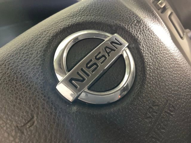 Used 2018 Nissan Titan SV w/ SV Convenience Package image 45