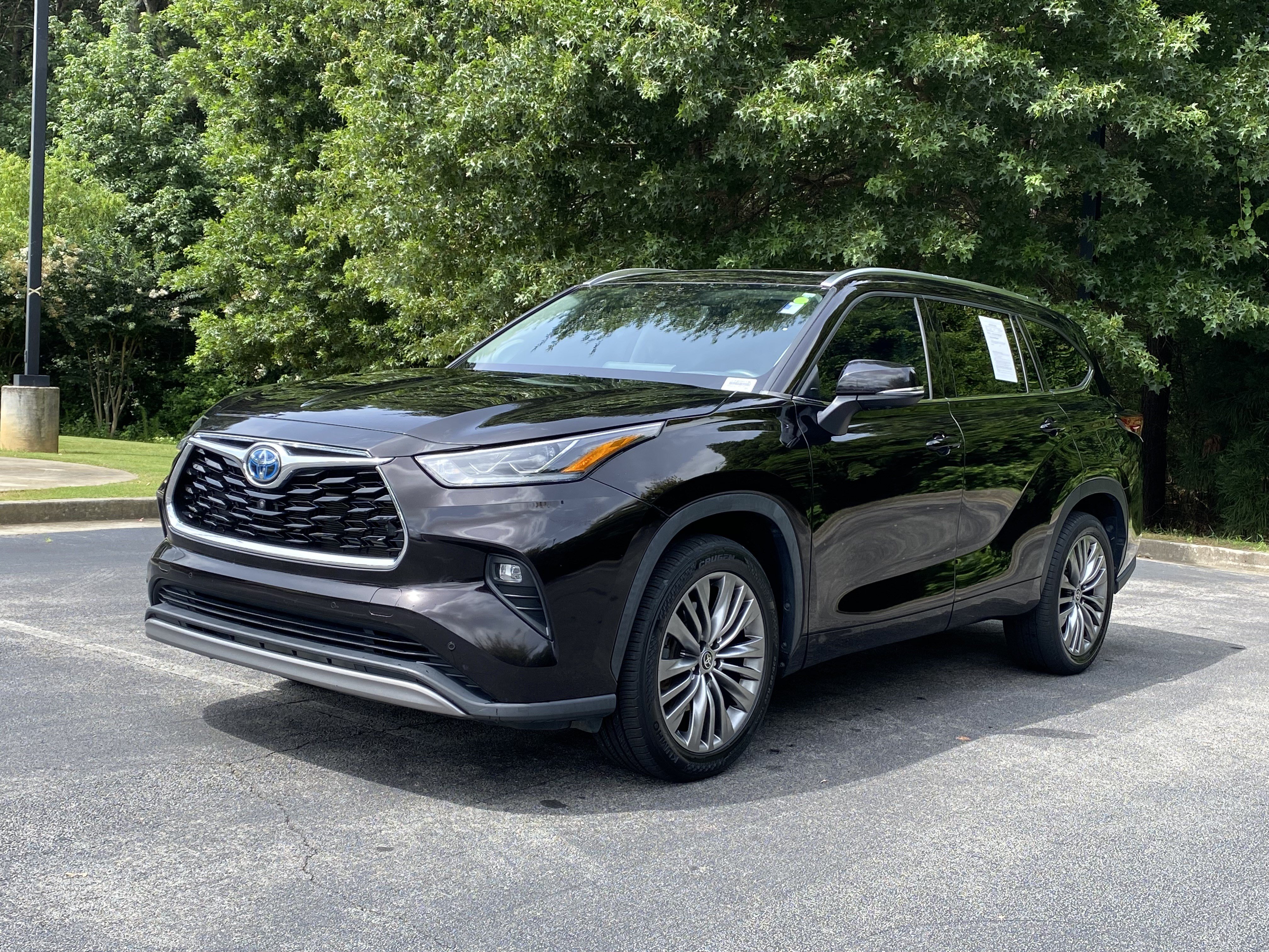Used 2022 Toyota Highlander Platinum FWD image 5