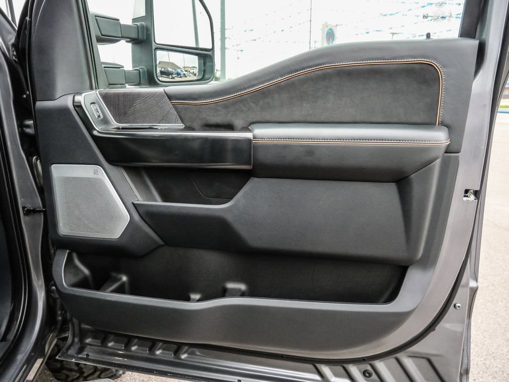 Used 2024 Ford F250 Platinum AWD/4WD image 21