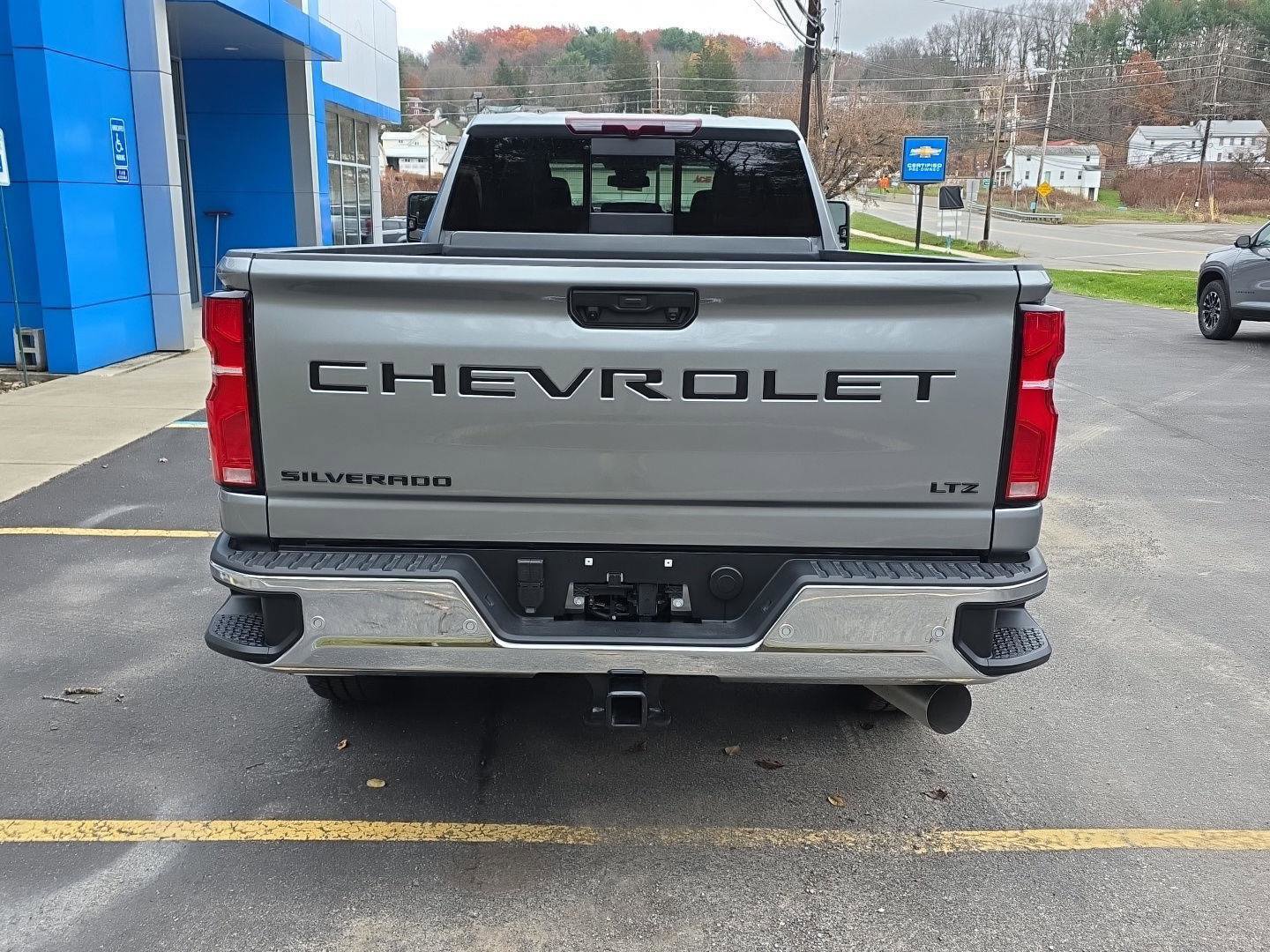 New 2025 Chevrolet Silverado 2500 LTZ w/ LTZ Convenience Package image 10
