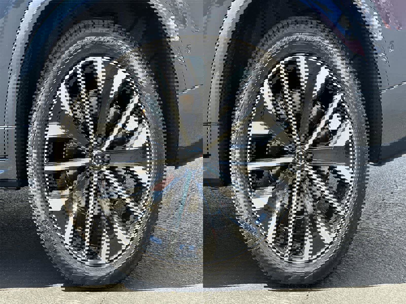 Used 2026 Volvo XC90 B6 Plus image 8