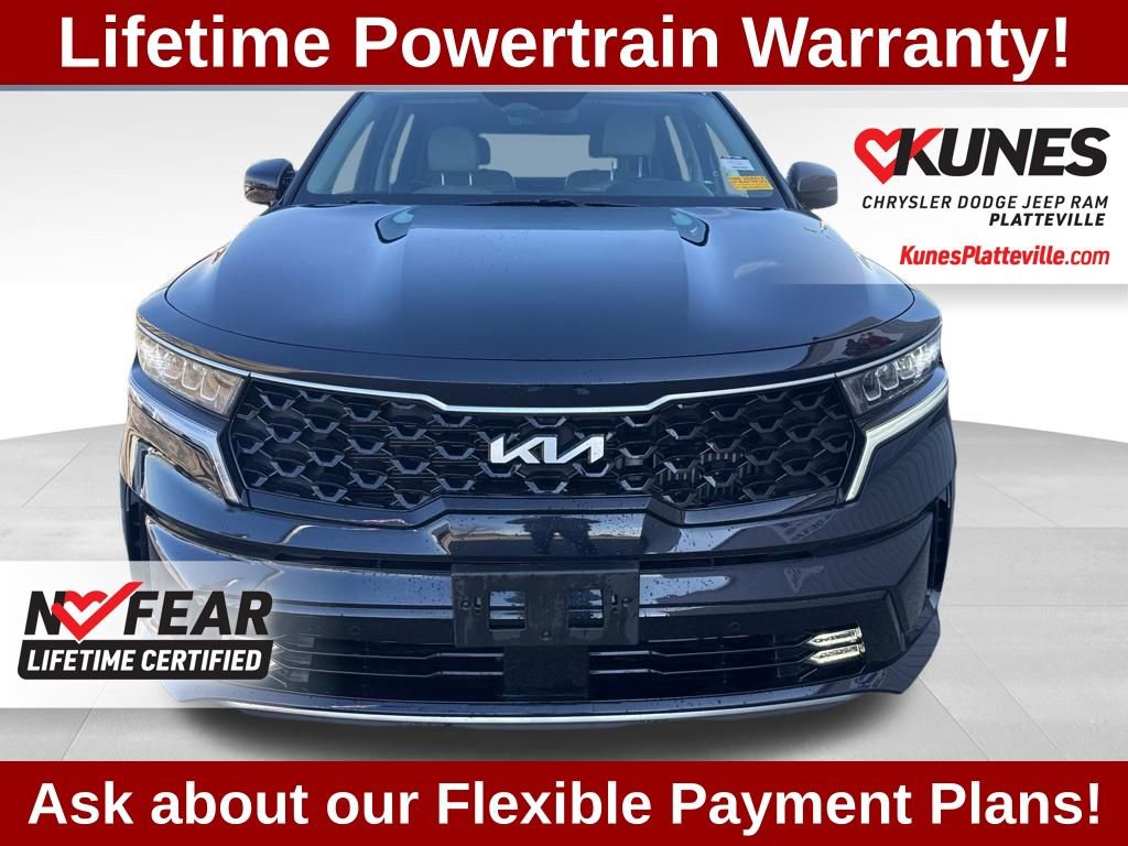 Used 2023 Kia Sorento EX image 11