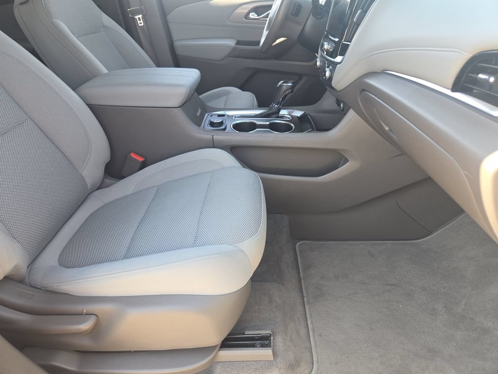 Used 2019 Chevrolet Traverse LT FWD image 15