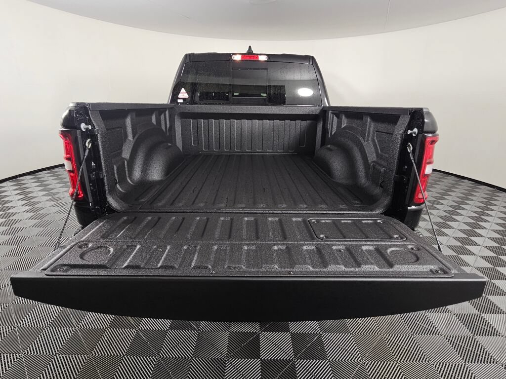 New 2026 RAM 1500 Laramie w/ Night Edition image 16