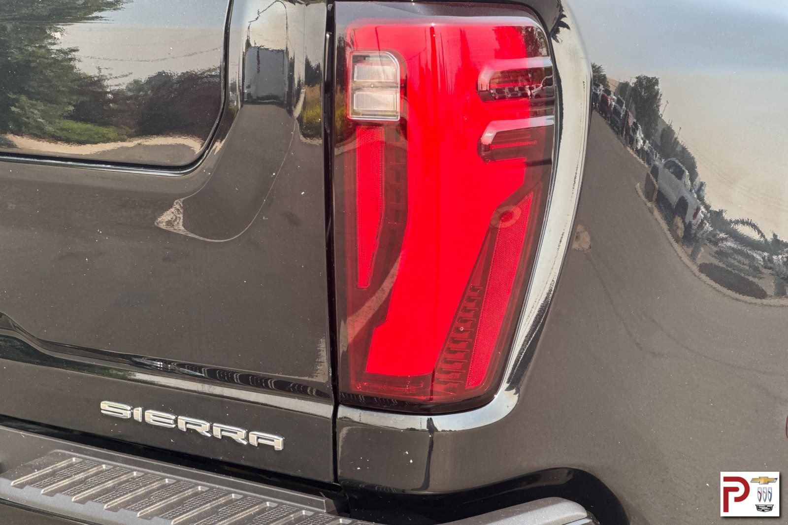 Certified 2025 GMC Sierra 3500 Denali Ultimate AWD/4WD image 33