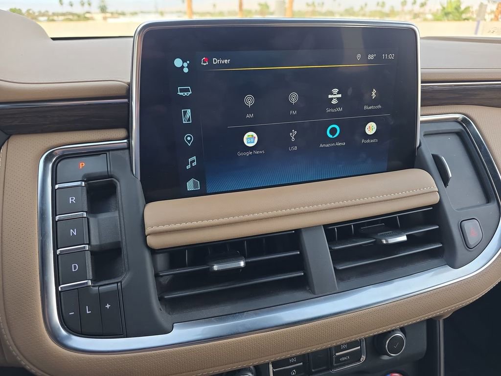 Used 2023 Chevrolet Tahoe Premier w/ Premium Package image 13