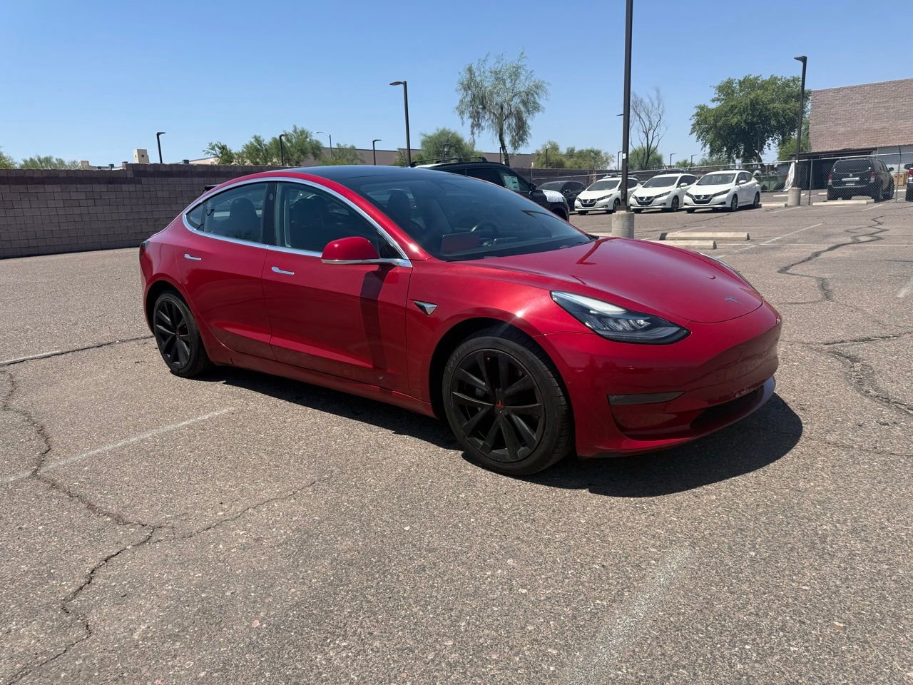 Used 2018 Tesla Model 3 Long Range RWD image 3