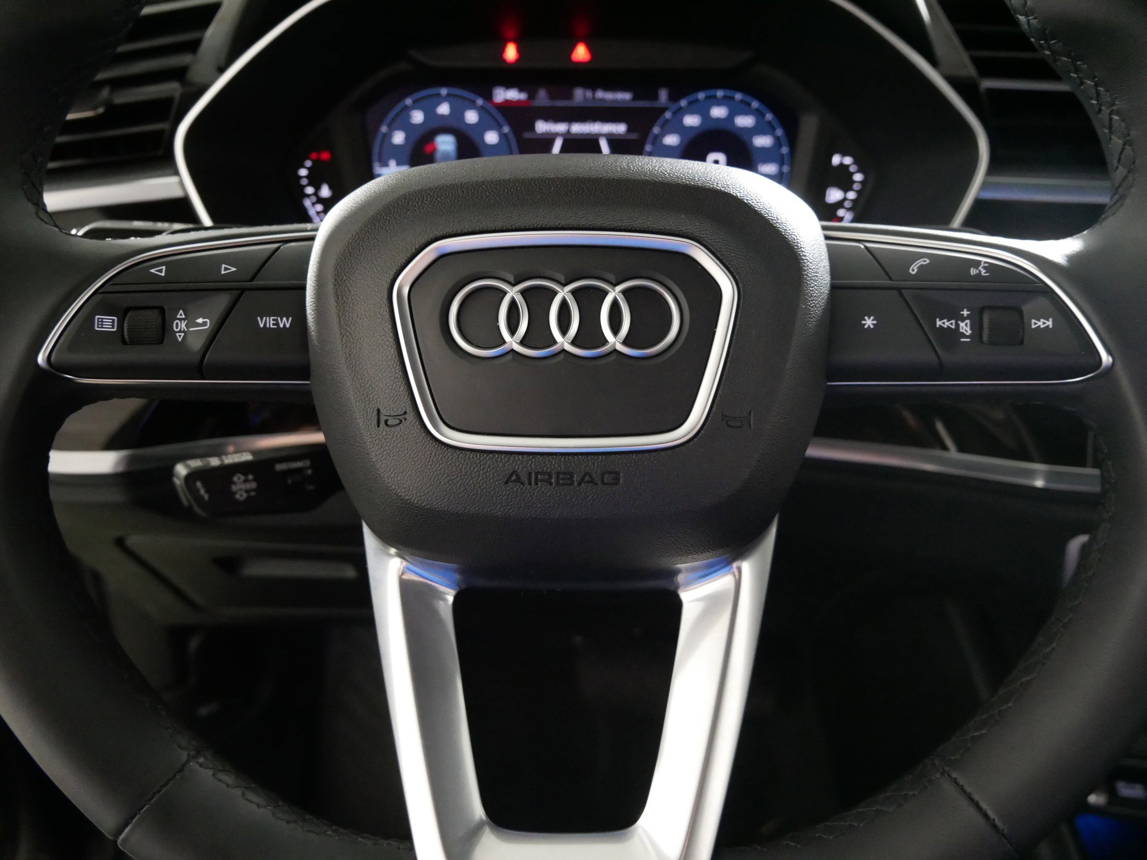 Used 2024 Audi Q3 2.0T Premium Plus AWD/4WD image 25